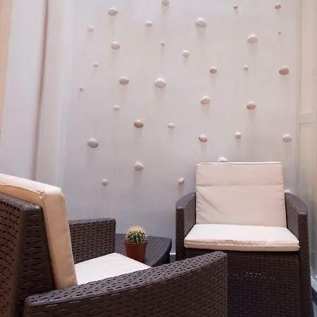 Bed & Breakfast Cosmoneapolitan 2*