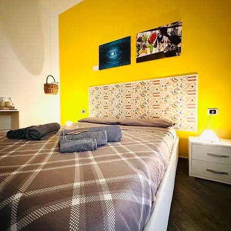 Bed & Breakfast Cosmoneapolitan 4*