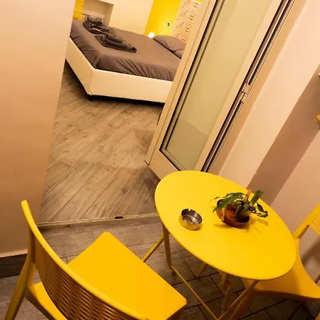 Bed & Breakfast Cosmoneapolitan 4*