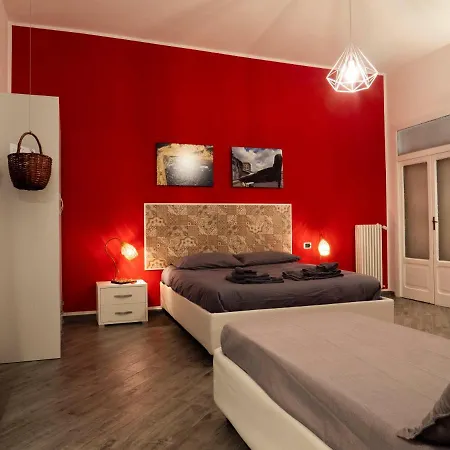Cosmoneapolitan 4*