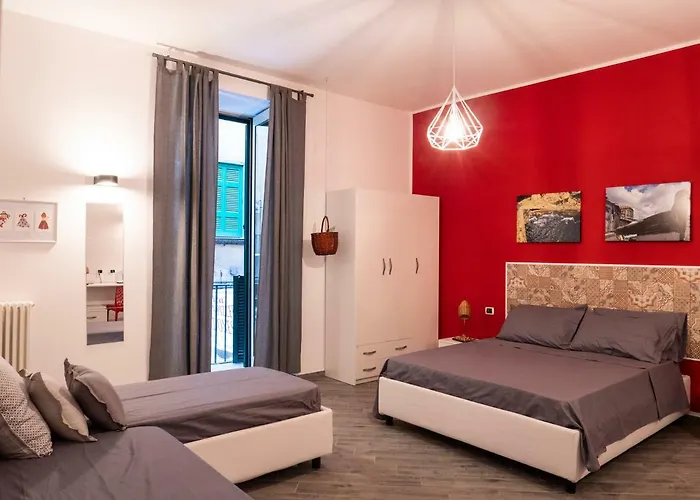 Cosmoneapolitan Bed & Breakfast