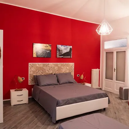 Cosmoneapolitan