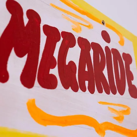 Cosmoneapolitan 4* נאפולי