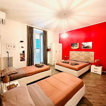 Couette-café Cosmoneapolitan 4*