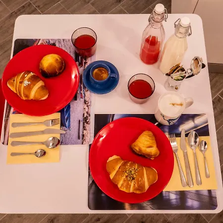 Couette-café Cosmoneapolitan Naples